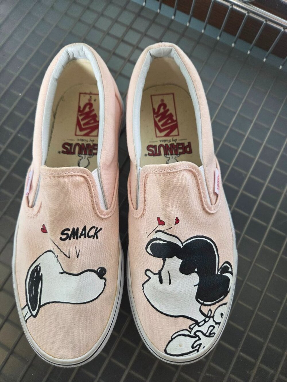 Vans Peanuts Pink Pink Kiss Slip On Shoes Women's 7.5